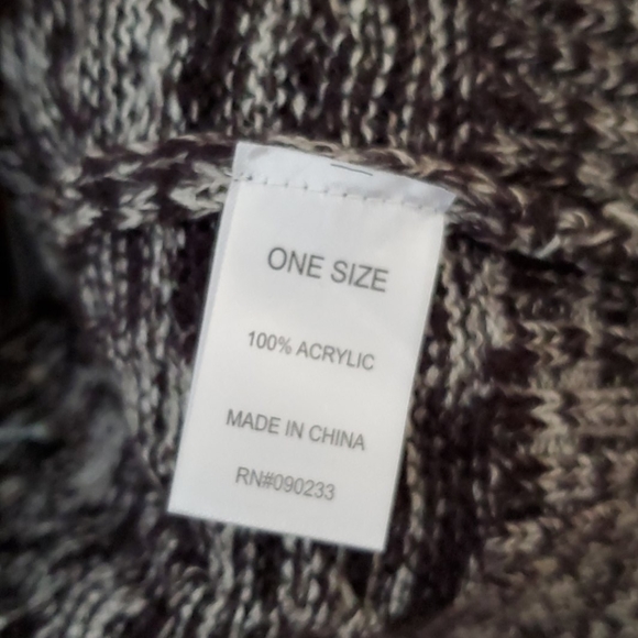 Kendall & Kylie Cardigan - Picture 4 of 4